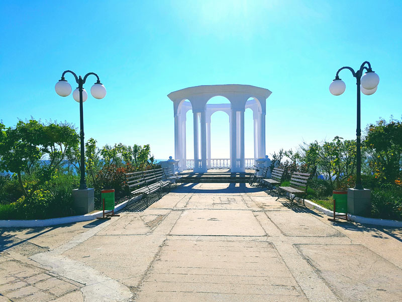 отель Энигма Крым Николаевка выход на пляж